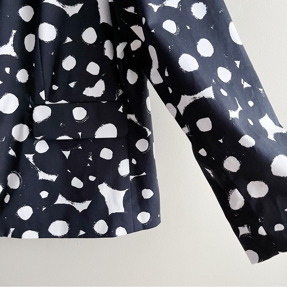 Sandro Printed Blazer Jacket in Black & White Abstract Dot Pattern, Size 2X - Picture 6 of 8